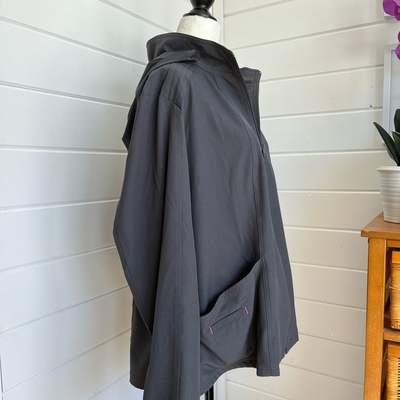 NURSE HeartSoul “Warming”/Scrub Jacket, Size 2XL, like new, detachable hood - Picture 7 of 10